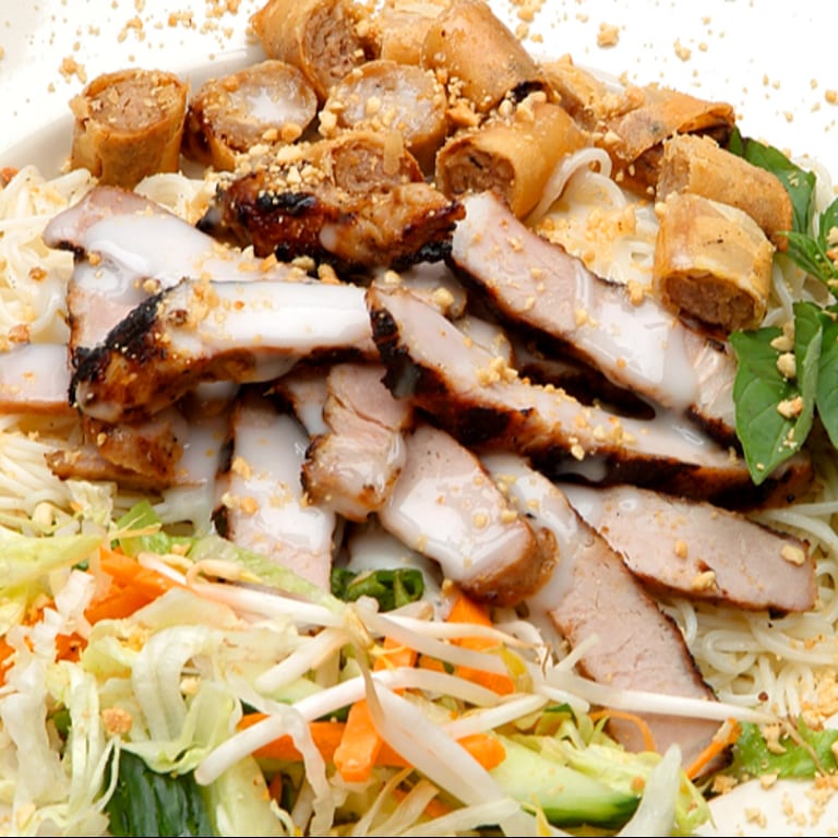 Sizzling Satay: A Flavorful Asian Delight