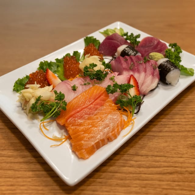Sashimi Deluxe.
